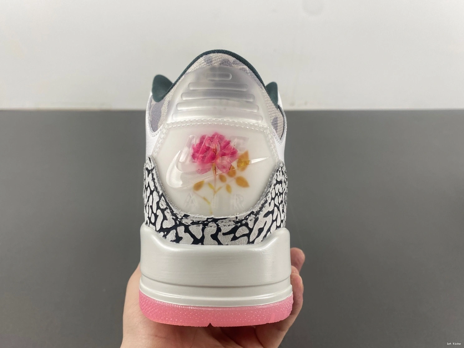 Retro 3 - Men's Wings HM6993-100 Jordan 0912